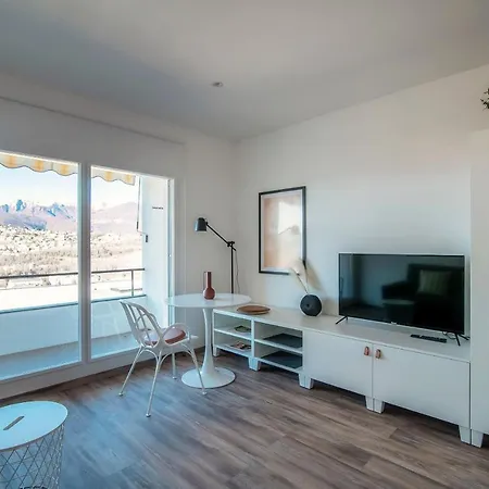 Bellavista 1 E 2 *